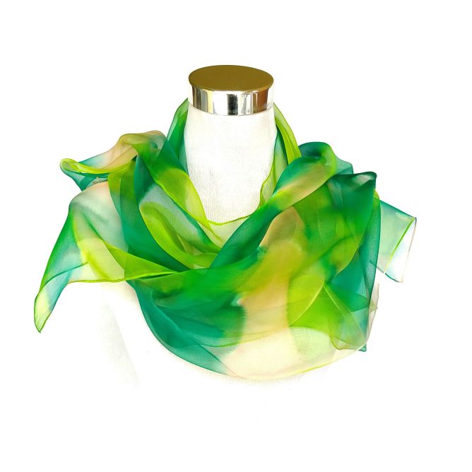 Bufanda de gasa verde lima: pintada a mano para un look moderno y elegante