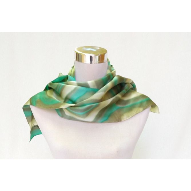 Bufanda de seda satinada verde pintada a mano, chal de moda para mujer, regalo de hija a mamá, 12 x 52 pulgadas