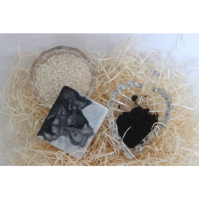 Jabón de Glicerina con Carbón Activado y Arroz