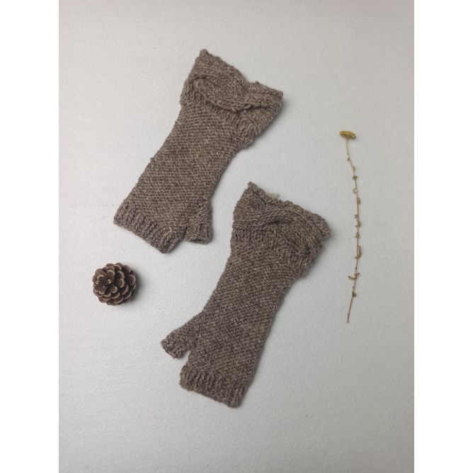 Mitones largo acabados en trenza 100% lana natural de Mallorca