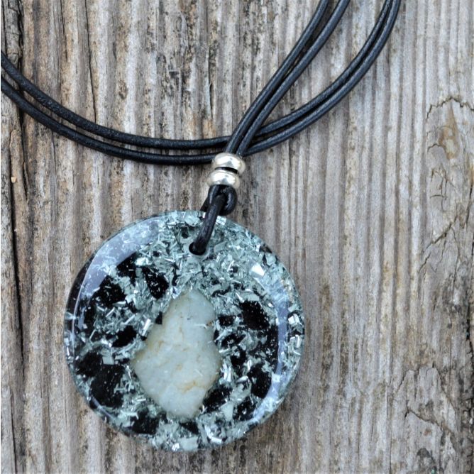 Orgonita colgante espectacular transparencia - imagen 1