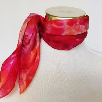 Pañuelo para el cuello, corbata de seda pintada a mano, pañuelo cuadrado rojo, pañuelo de seda para el cabello, regalo de cumpleaños para ella, 22 x 22"