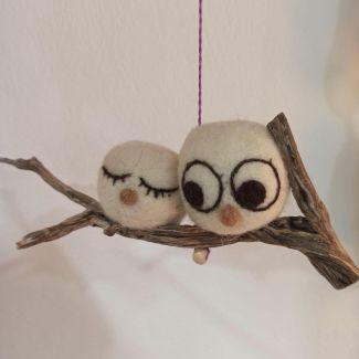 Pareja de búhos  de la suerte Adorno de fieltro Decoración con lana hecho a mano