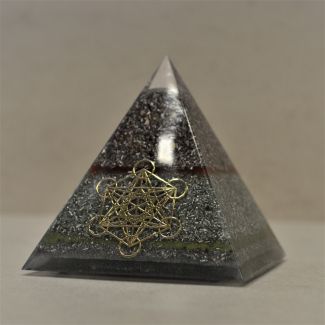 Pirámide Orgonita roja y verde