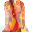 Bufanda de seda de gasa larga y vibrante: diseño abstracto ligero en rojo y amarillo 2